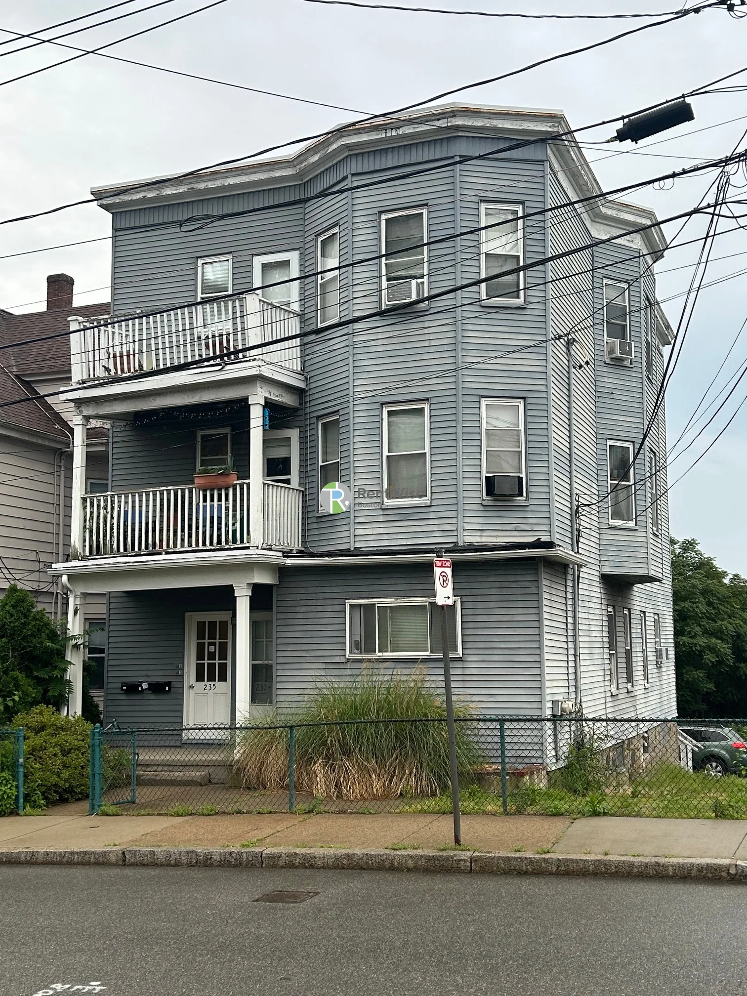 3 bed, 1 bath apartment for rent at 231 Parsons St Unit 1, Brighton — photo 15 of 15