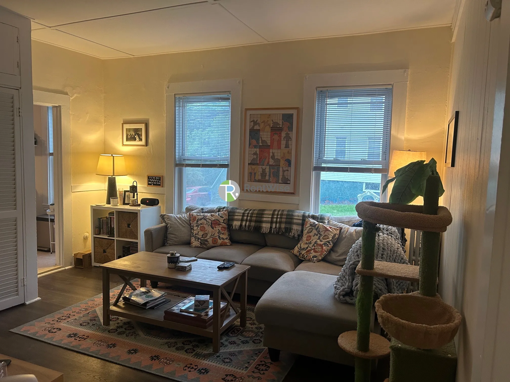 3 bed, 1 bath apartment for rent at 231 Parsons St Unit 1, Brighton — photo 1 of 15