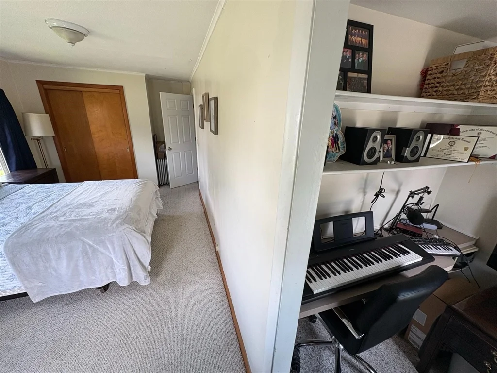 3 bed, 1 bath apartment for rent at 231 River Dr Unit 2, Hadley — photo 17 of 19