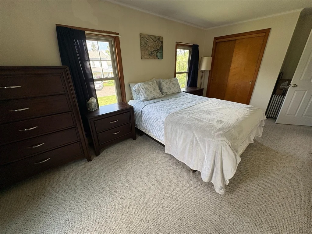 3 bed, 1 bath apartment for rent at 231 River Dr Unit 2, Hadley — photo 16 of 19
