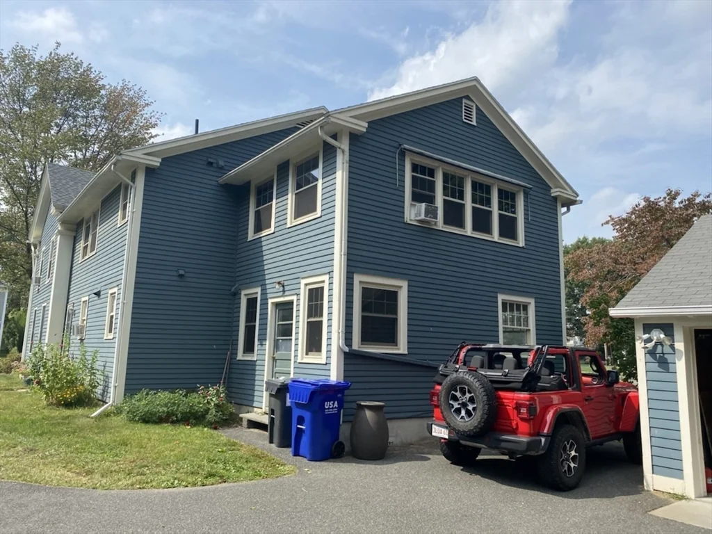 3 bed, 1 bath apartment for rent at 231 River Dr Unit 2, Hadley — photo 5 of 19