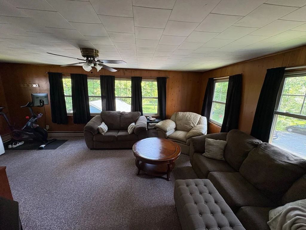 3 bed, 1 bath apartment for rent at 231 River Dr Unit 2, Hadley — photo 10 of 19