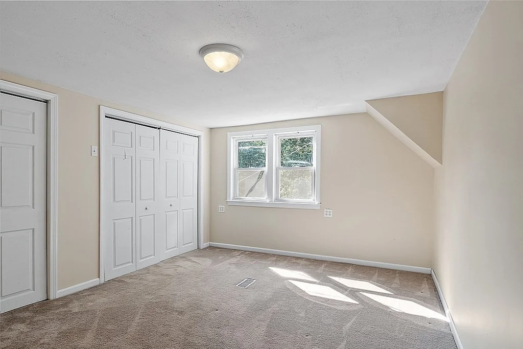 4 bed, 1 bath apartment for rent at 231 South Rd Unit 0, Pepperell — photo 17 of 24