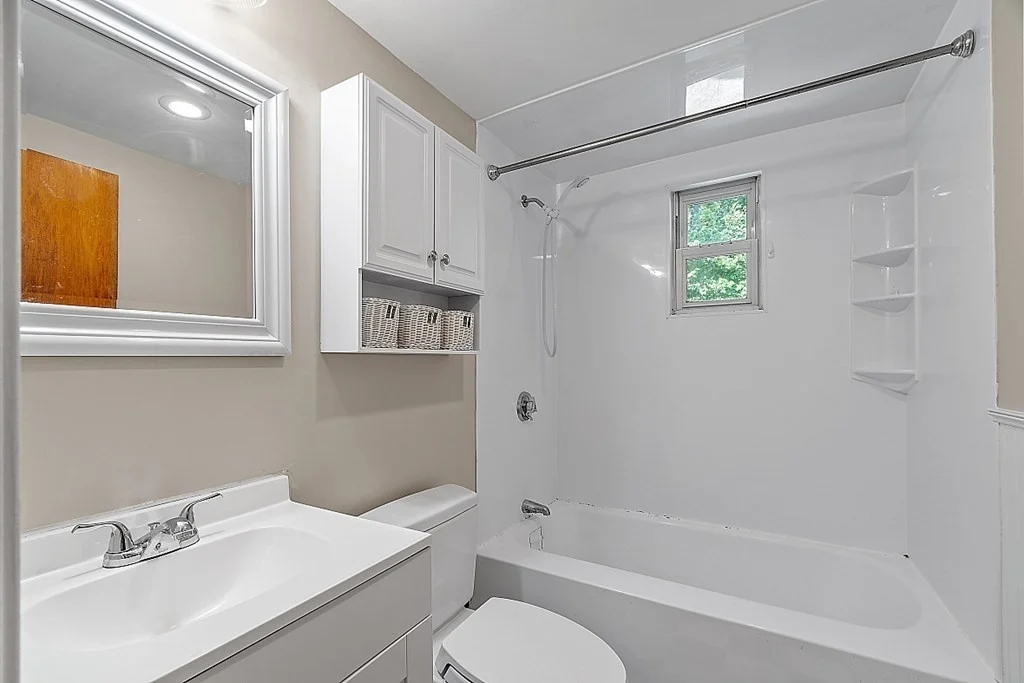 4 bed, 1 bath apartment for rent at 231 South Rd Unit 0, Pepperell — photo 14 of 24