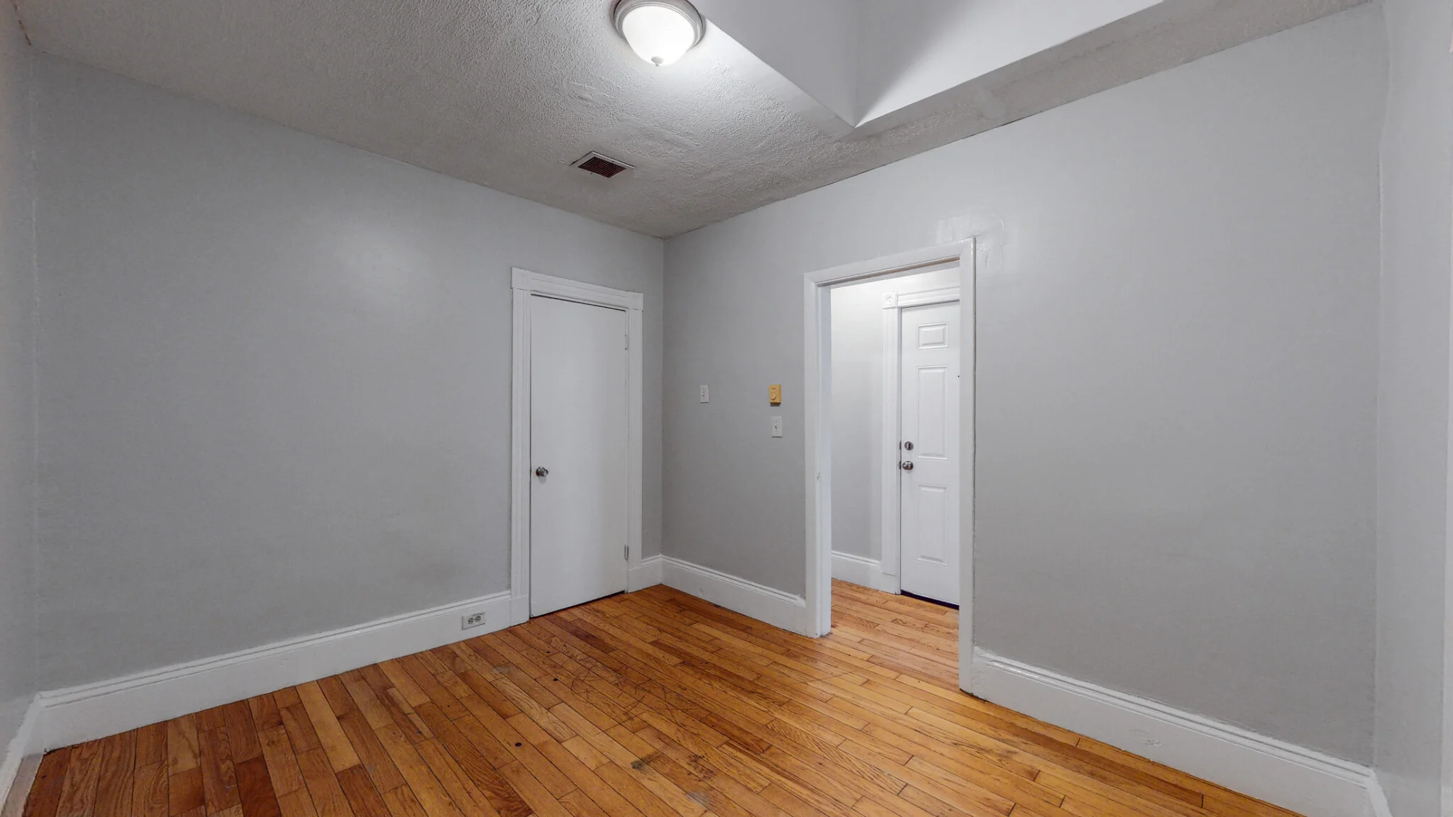 4 bed, 1 bath apartment for rent at 231 Washington St Unit 2, Dorchester — photo 19 of 25
