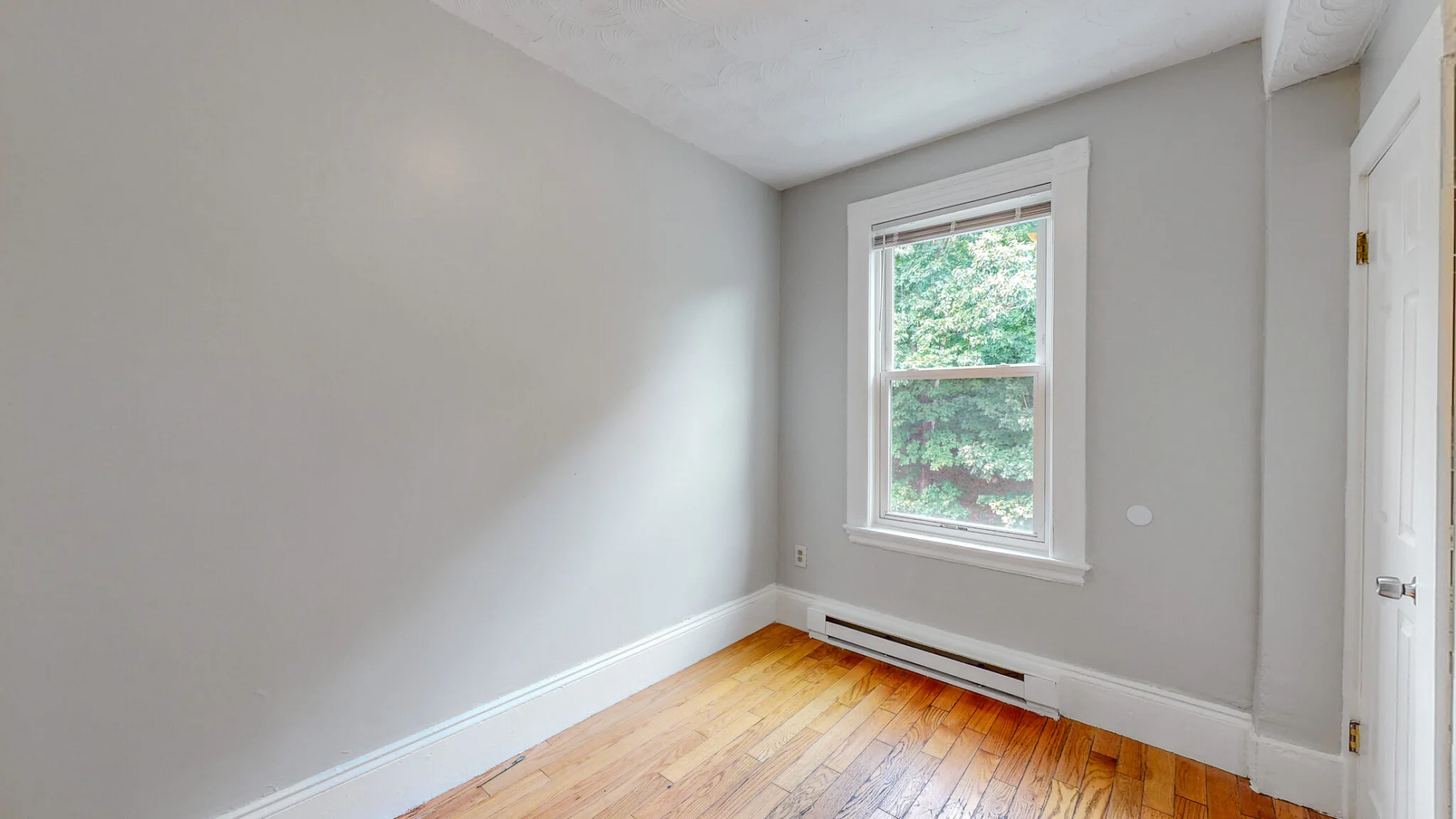4 bed, 1 bath apartment for rent at 231 Washington St Unit 2, Dorchester — photo 11 of 25