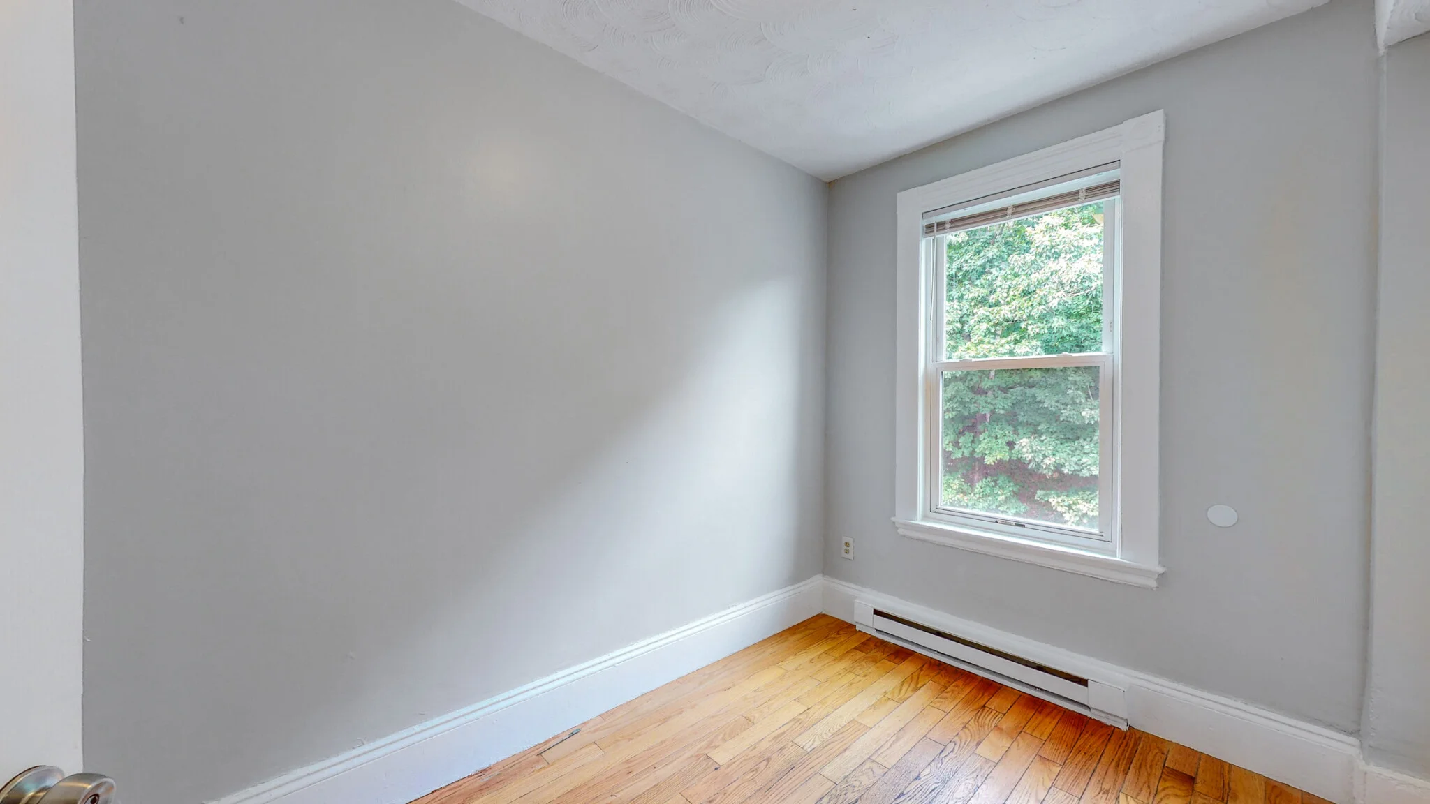 4 bed, 1 bath apartment for rent at 231 Washington St Unit 2, Dorchester — photo 10 of 25