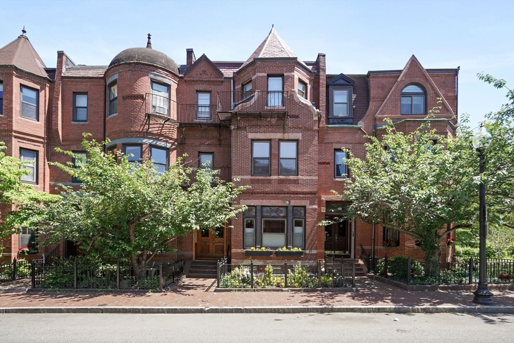 1 bed, 1 bath apartment for rent at 231 West Newton Unit 4, Back Bay — photo 13 of 16