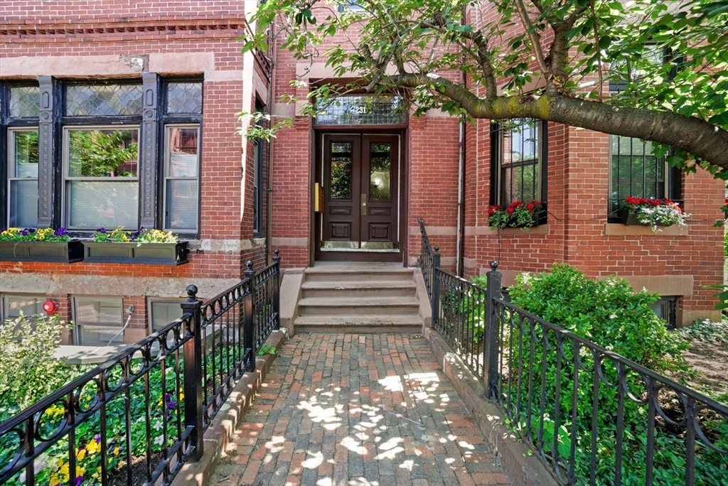 1 bed, 1 bath apartment for rent at 231 West Newton Unit 4, Back Bay — photo 12 of 16