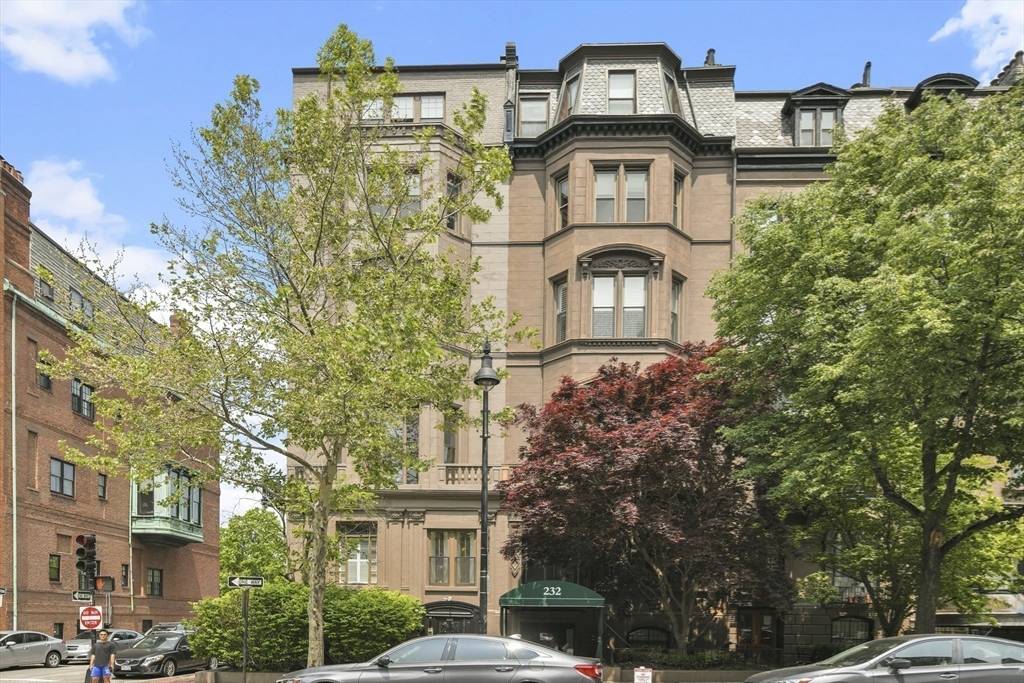 2 bed, 2 bath apartment for rent at 232 Beacon St Unit 4, Back Bay — photo 19 of 19