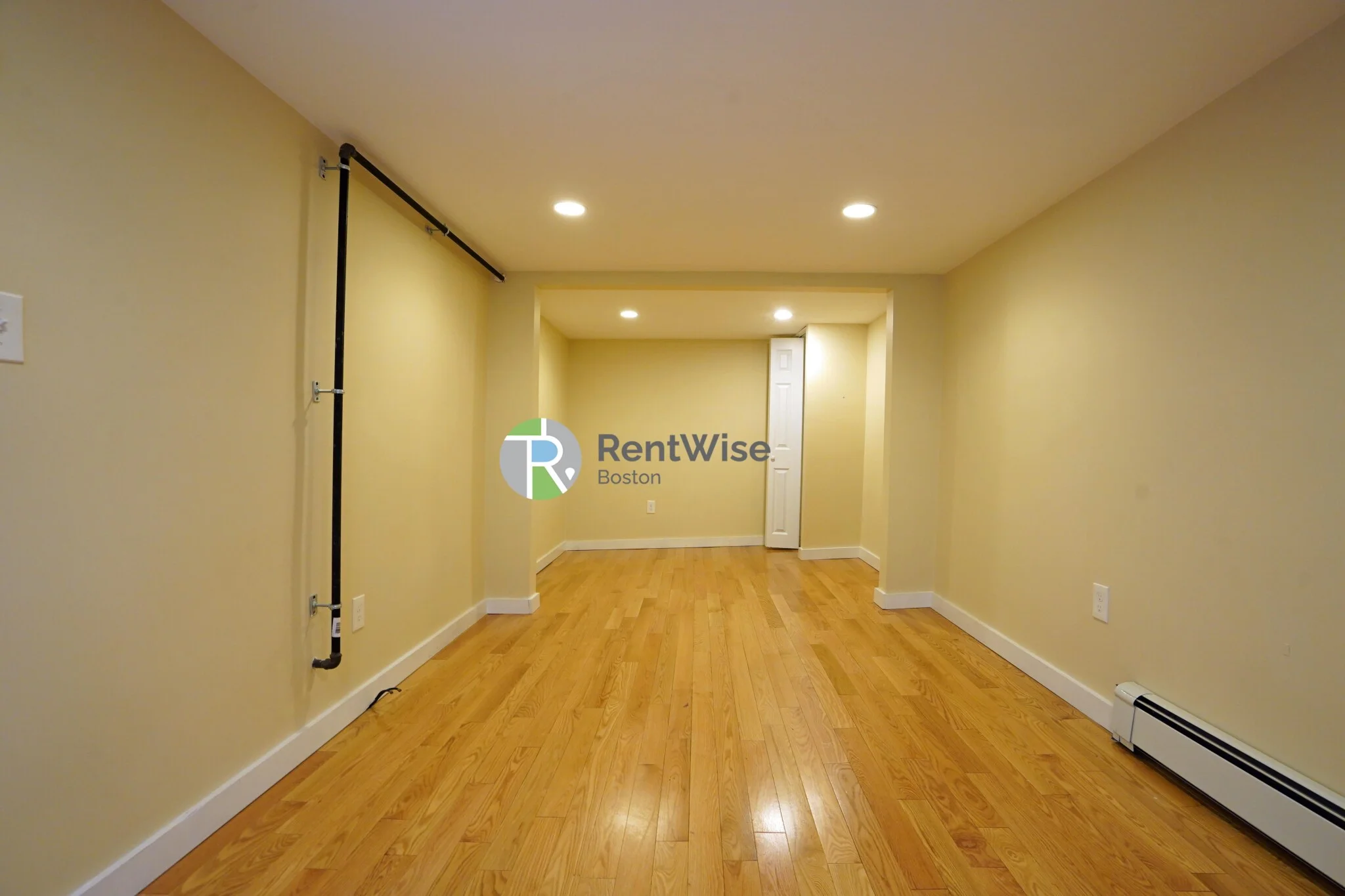 Studio bed, 1 bath apartment for rent at 232 Cambridge St Unit 3, Beacon Hill — photo 8 of 13