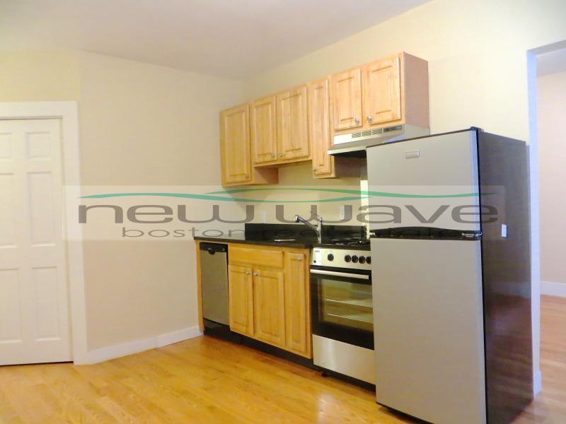 Studio bed, 1 bath apartment for rent at 232 Cambridge St Unit 3, Beacon Hill