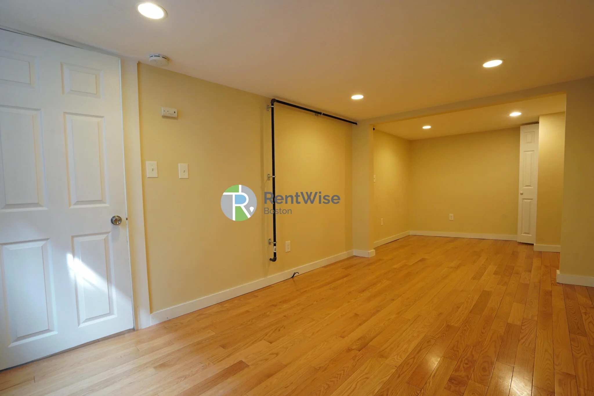 Studio bed, 1 bath apartment for rent at 232 Cambridge St Unit 3, Beacon Hill — photo 9 of 13