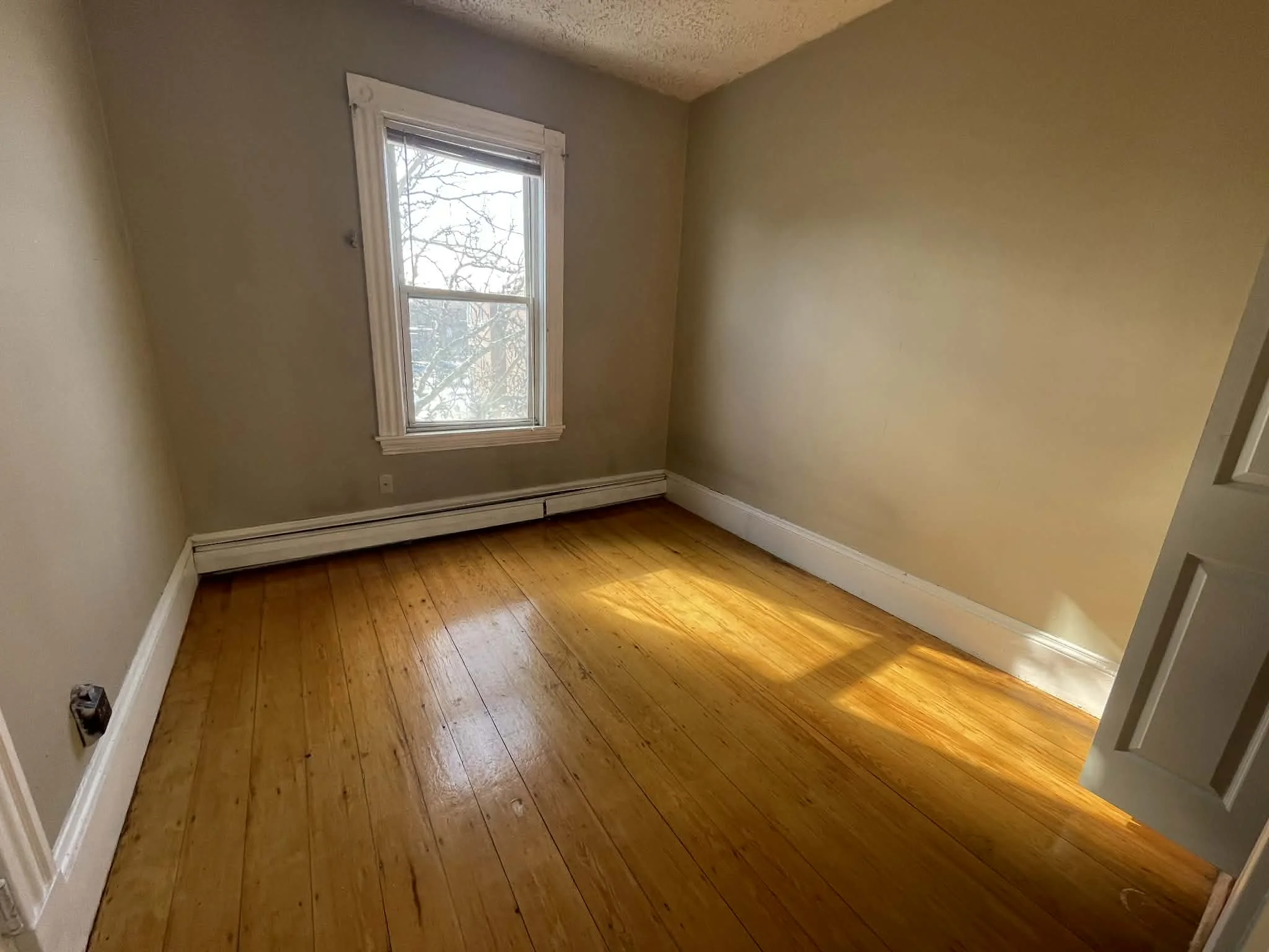 1 bed, 1 bath apartment for rent at 232 Cambridge St Unit 4, Beacon Hill — photo 2 of 3