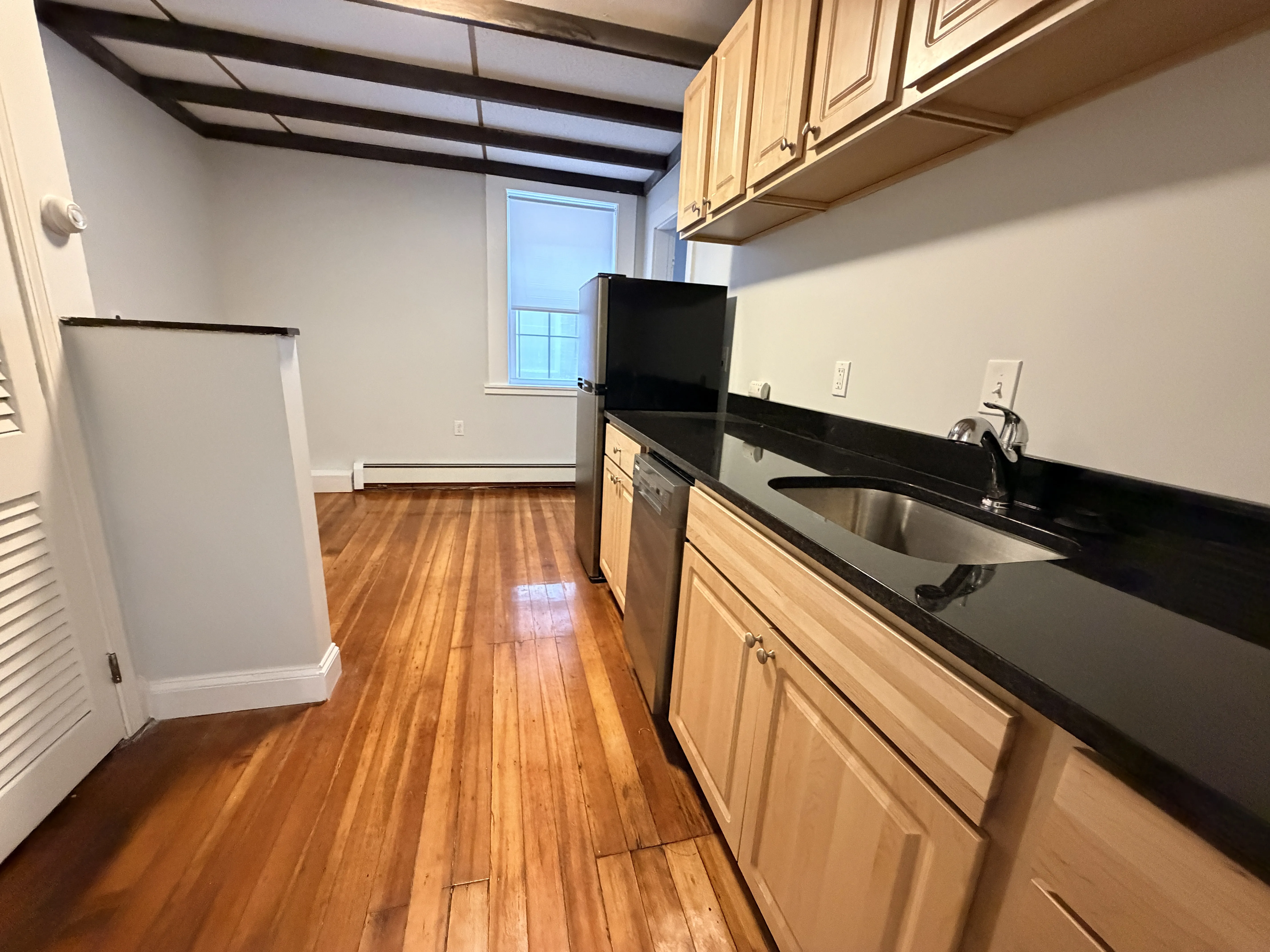 Studio bed, 1 bath apartment for rent at 232 Cambridge St Unit 4, Beacon Hill