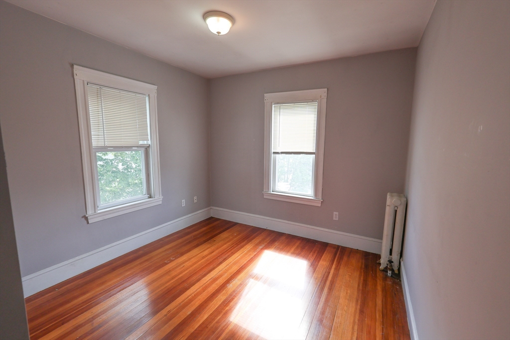 3 bed, 1 bath apartment for rent at 232 Fellsway West Unit 3, North Medford — photo 16 of 24
