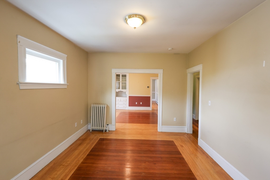 3 bed, 1 bath apartment for rent at 232 Fellsway West Unit 3, North Medford — photo 10 of 24
