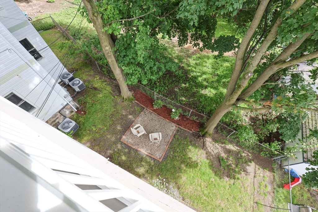 3 bed, 1 bath apartment for rent at 232 Fellsway West Unit 3, North Medford — photo 23 of 24