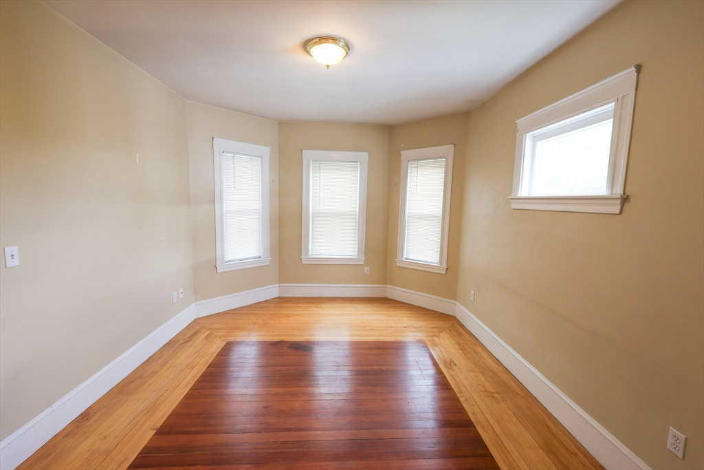 3 bed, 1 bath apartment for rent at 232 Fellsway West Unit 3, North Medford — photo 12 of 24