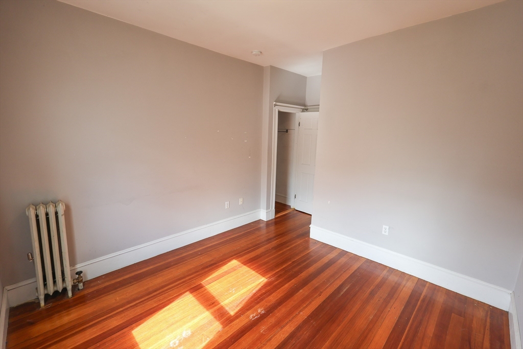 3 bed, 1 bath apartment for rent at 232 Fellsway West Unit 3, North Medford — photo 19 of 24