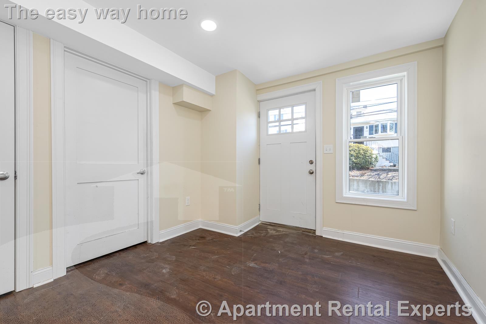 7 bed, 4+ bath apartment for rent at 232 Fulton St, Medford Square — photo 8 of 34
