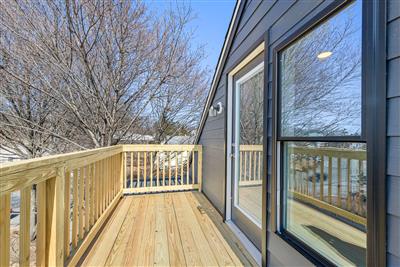 7 bed, 6 bath apartment for rent at 232 Fulton St Unit 2, Medford — photo 4 of 34