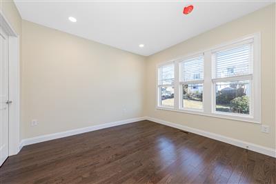 7 bed, 6 bath apartment for rent at 232 Fulton St Unit 2, Medford — photo 11 of 34