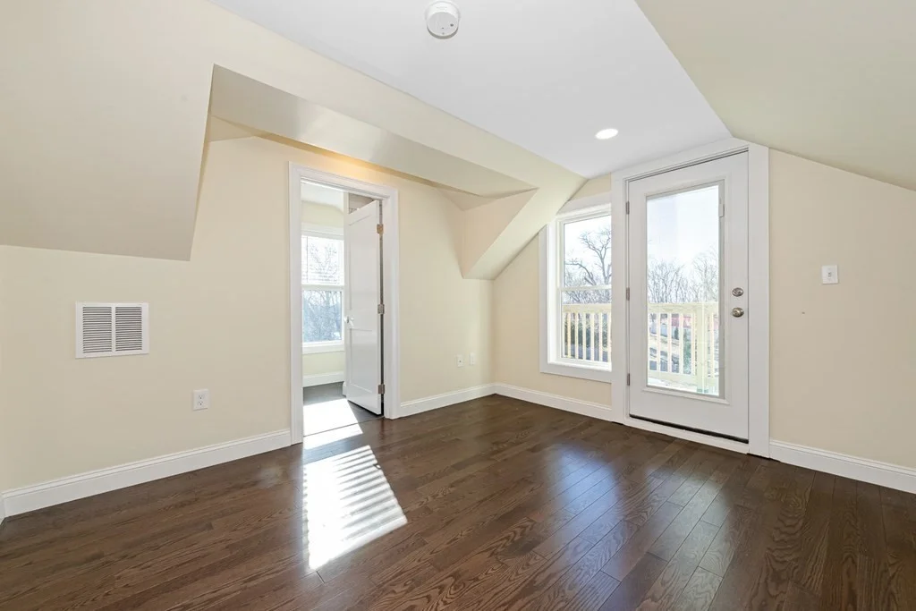 7 bed, 4+ bath apartment for rent at 232 Fulton St Unit 232, Medford — photo 23 of 26