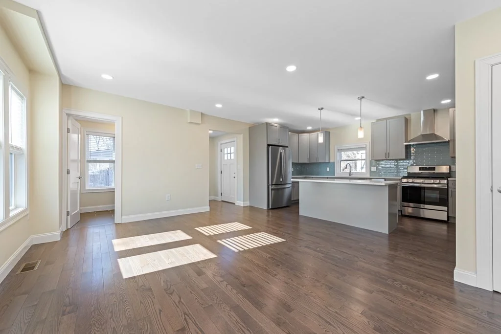 7 bed, 4+ bath apartment for rent at 232 Fulton St Unit 232, Medford — photo 5 of 26