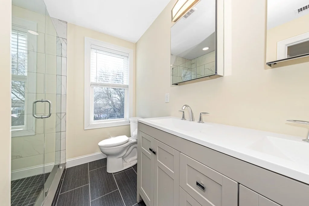 7 bed, 4+ bath apartment for rent at 232 Fulton St Unit 232, Medford — photo 15 of 26