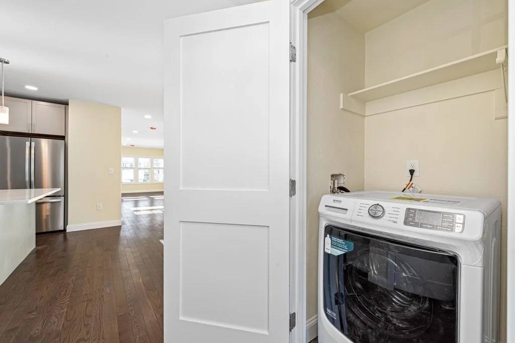 7 bed, 4+ bath apartment for rent at 232 Fulton St Unit 232, Medford — photo 12 of 26