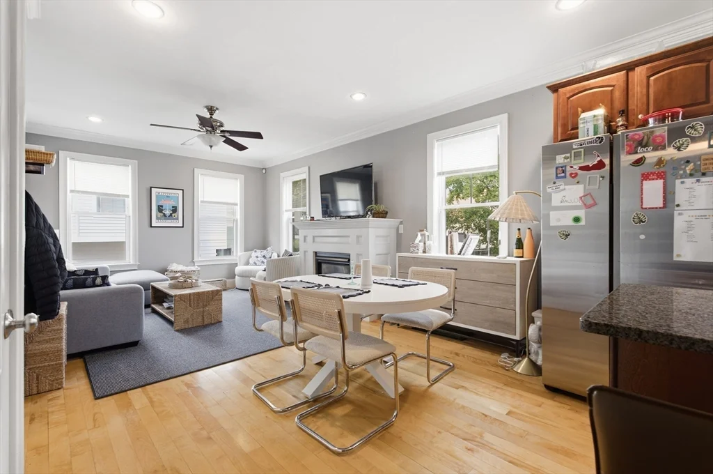 3 bed, 2 bath apartment for rent at 232 Gold St Unit 1, South Boston — photo 5 of 19