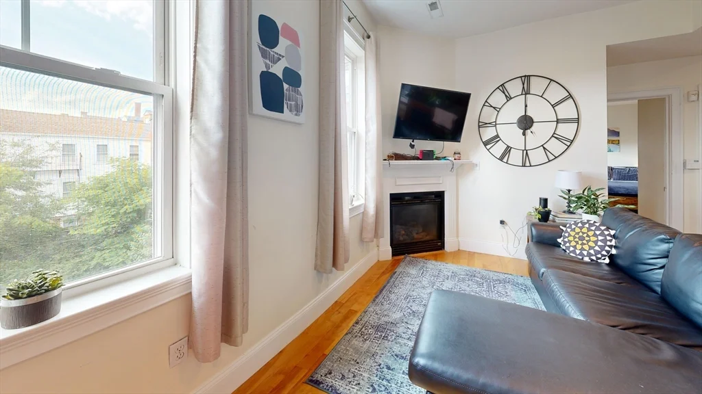 2 bed, 1 bath apartment for rent at 232 Gold St Unit 2, South Boston — photo 4 of 17