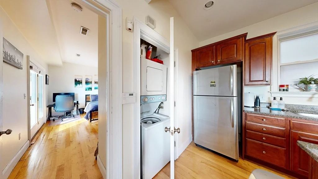 2 bed, 1 bath apartment for rent at 232 Gold St Unit 2, South Boston — photo 8 of 17