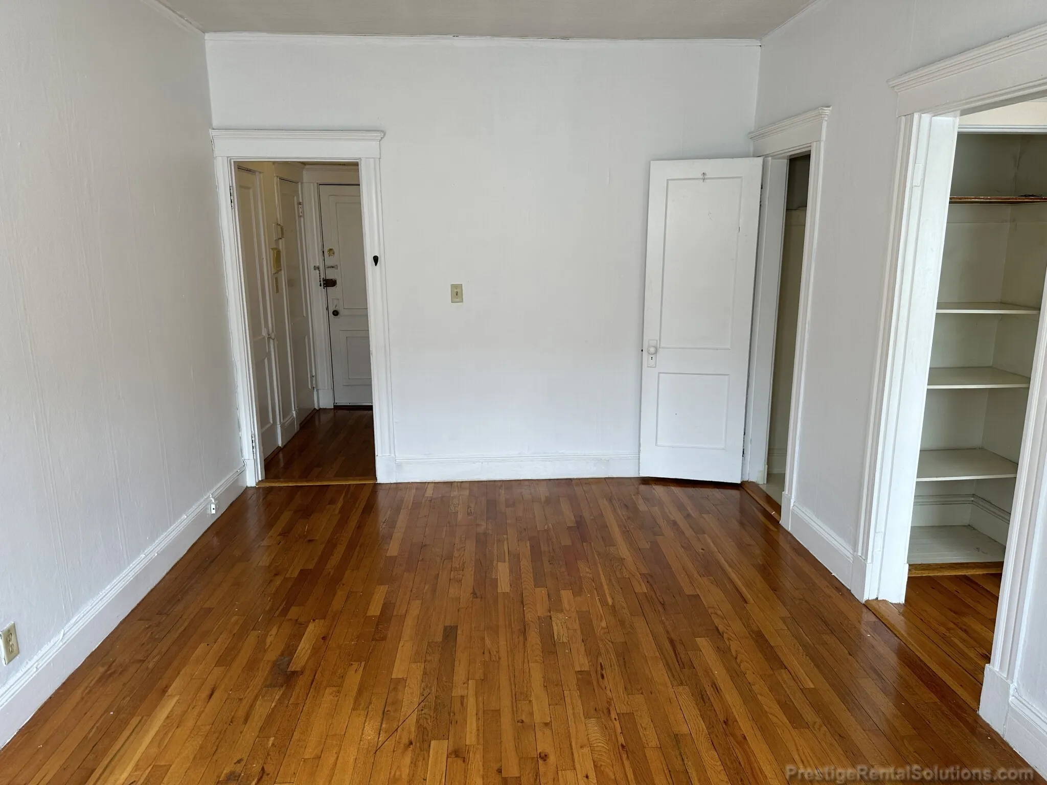 Studio bed, 1 bath apartment for rent at 232 Kelton St Unit 18, Allston — photo 2 of 10