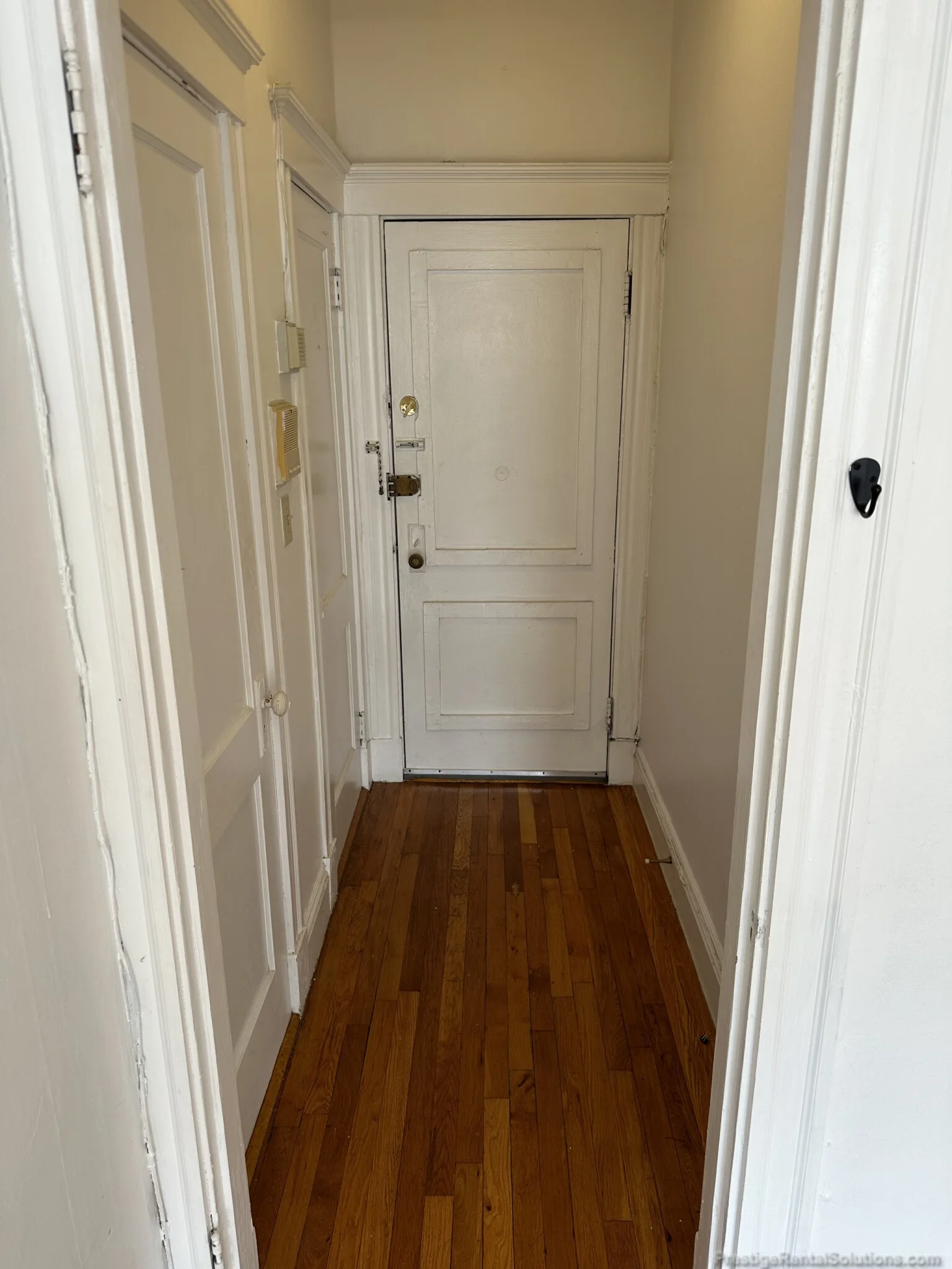 Studio bed, 1 bath apartment for rent at 232 Kelton St Unit 18, Allston — photo 8 of 10