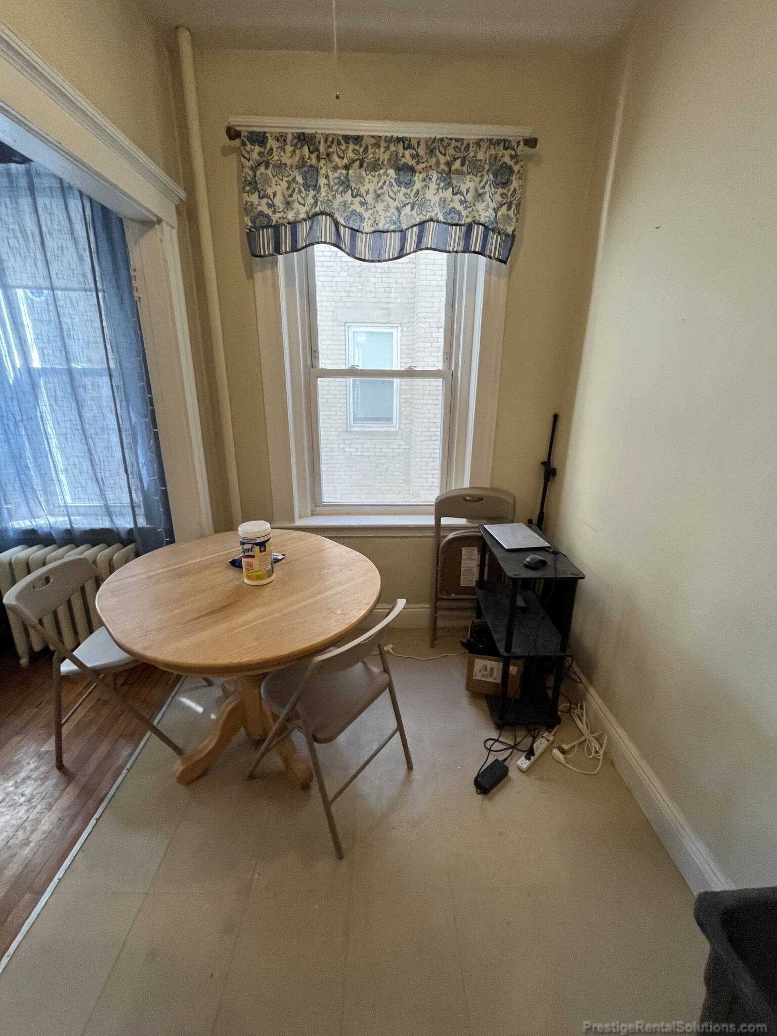 1 bed, 1 bath apartment for rent at 232 Kelton St Unit 3, Allston — photo 5 of 12