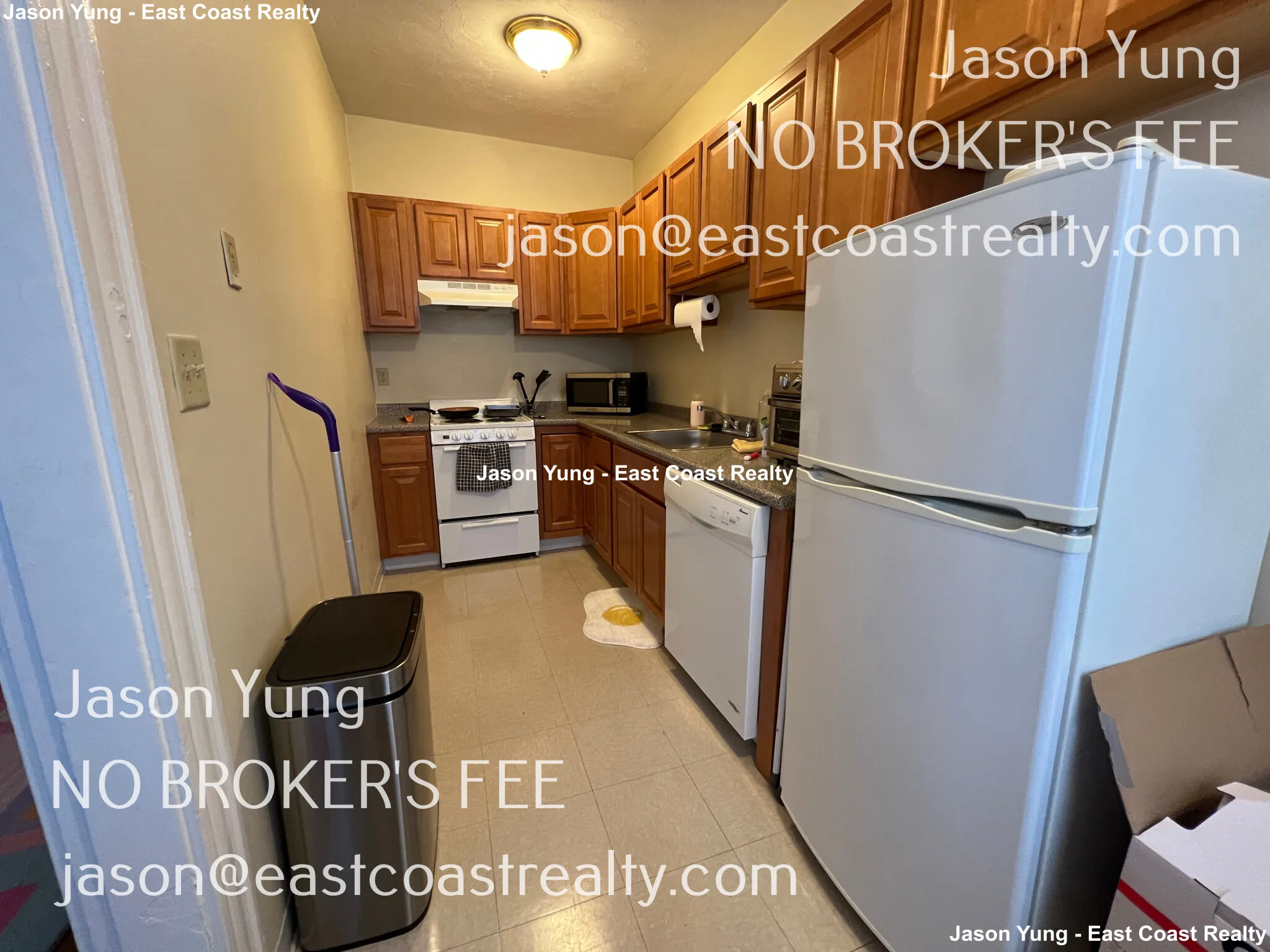 Studio bed, 1 bath apartment for rent at 232 Kelton St Unit 4, Allston — photo 4 of 12