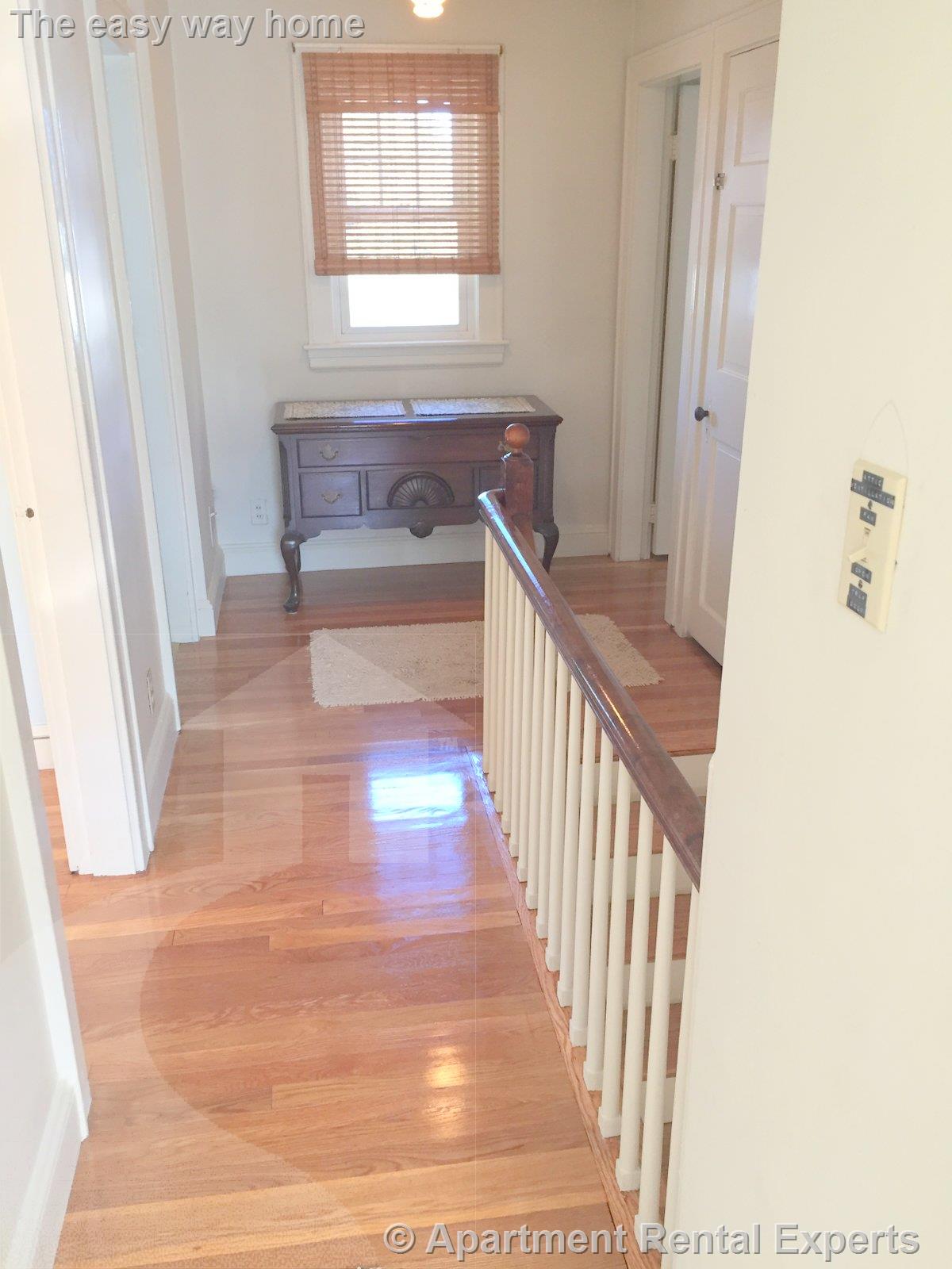 3 bed, 1 bath apartment for rent at 232 Main St, Tufts — photo 5 of 24