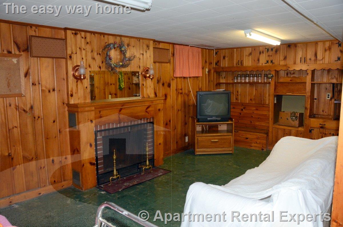 3 bed, 1 bath apartment for rent at 232 Main St, Tufts — photo 18 of 24