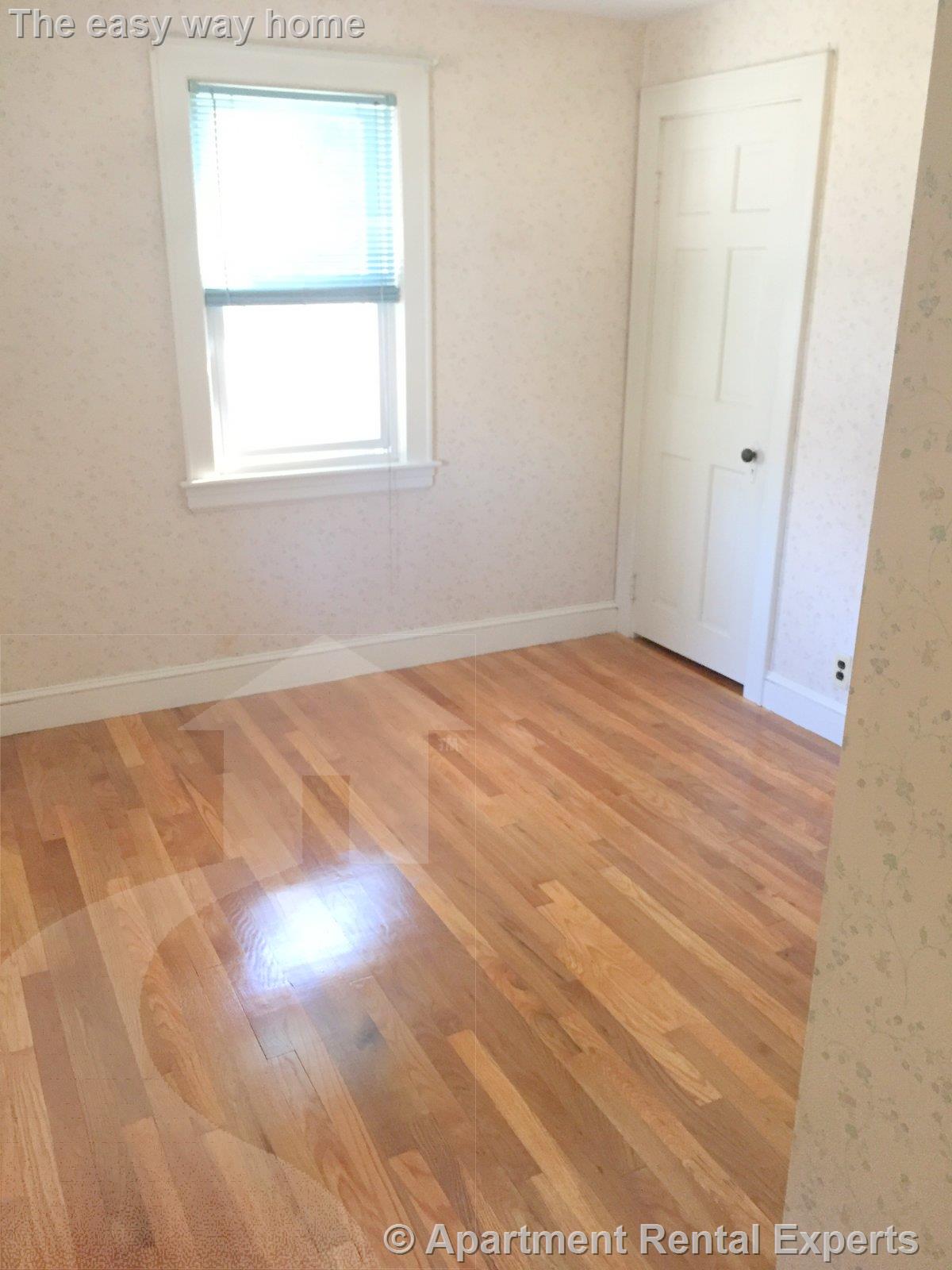 3 bed, 1 bath apartment for rent at 232 Main St, Tufts — photo 6 of 24