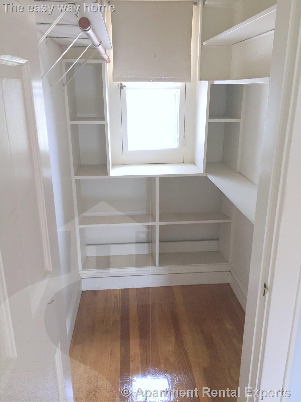 3 bed, 1 bath apartment for rent at 232 Main St, Tufts — photo 12 of 24