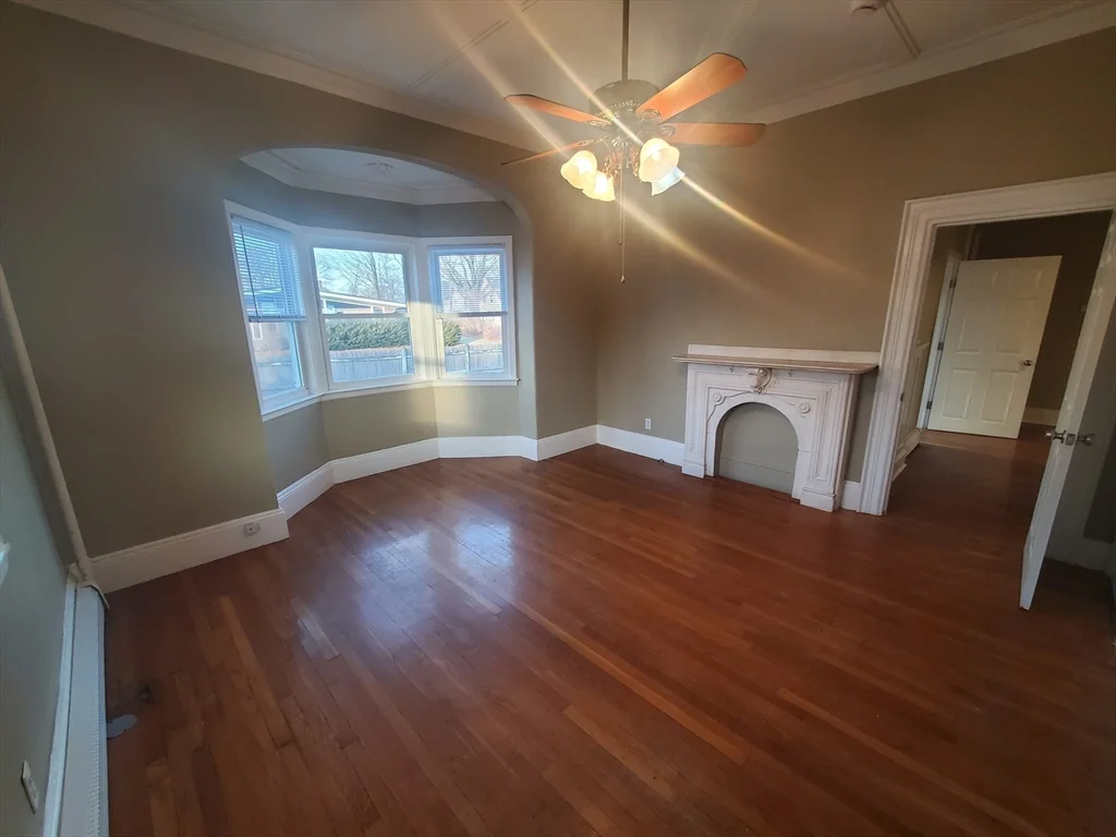 4 bed, 1 bath apartment for rent at 232 North St Unit 1, North Weymouth — photo 8 of 16