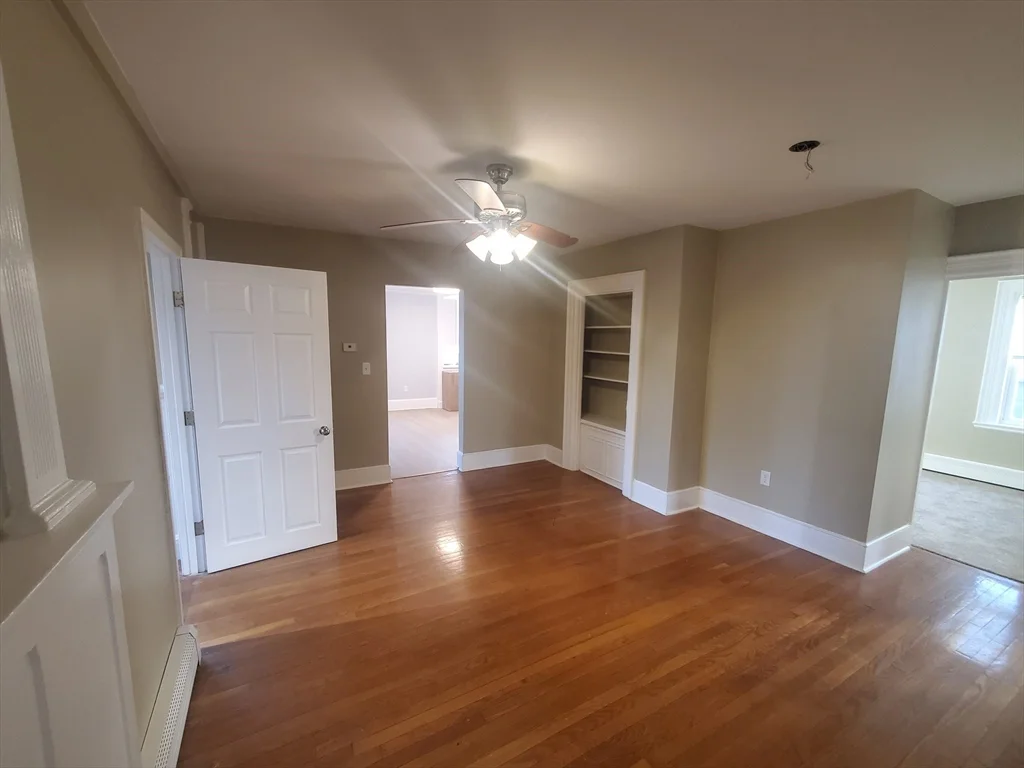 4 bed, 1 bath apartment for rent at 232 North St Unit 1, North Weymouth — photo 5 of 16