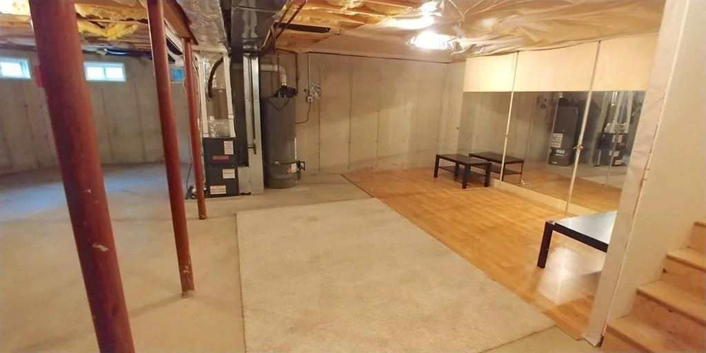 4 bed, 2 bath apartment for rent at 232 Pearl St Unit 232, Newton Corner — photo 16 of 19