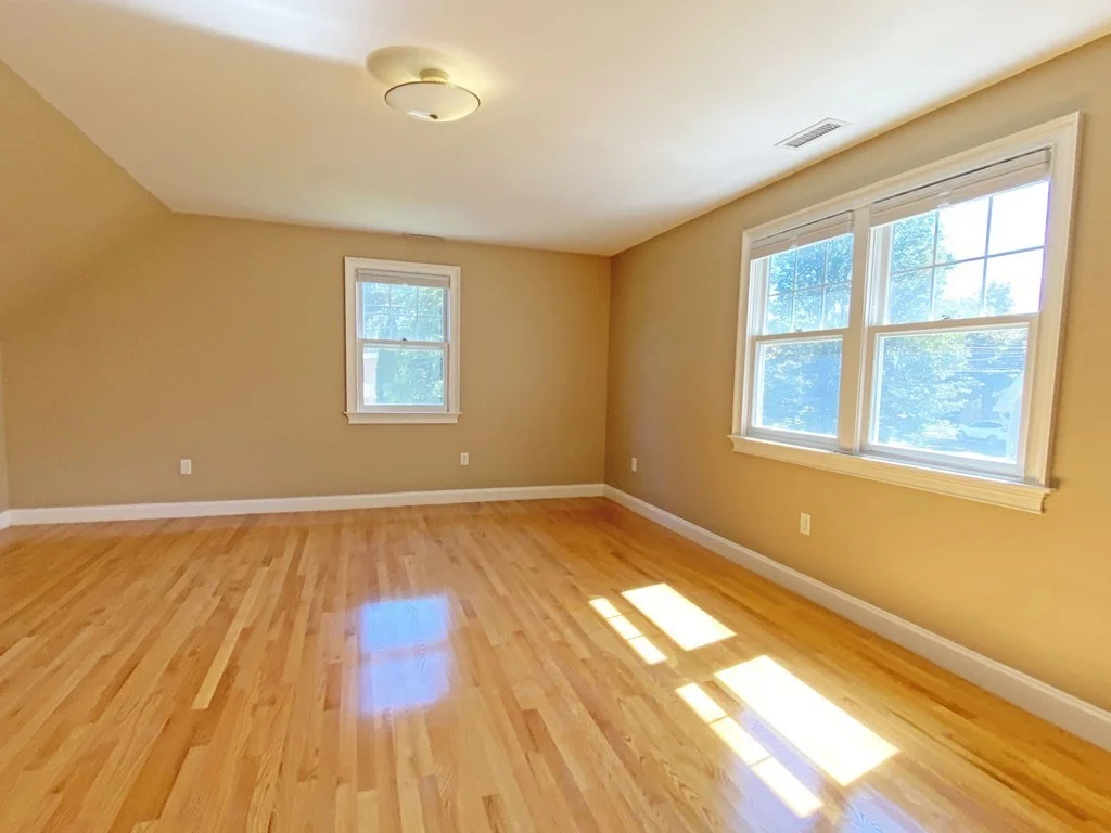 4 bed, 2 bath apartment for rent at 232 Pearl St Unit 232, Newton Corner — photo 10 of 19