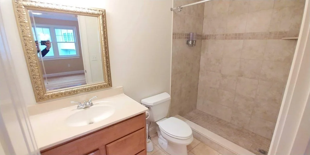 4 bed, 2 bath apartment for rent at 232 Pearl St Unit 232, Newton Corner — photo 15 of 19