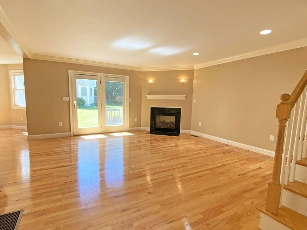 4 bed, 2 bath apartment for rent at 232 Pearl St Unit 232, Newton Corner — photo 2 of 19
