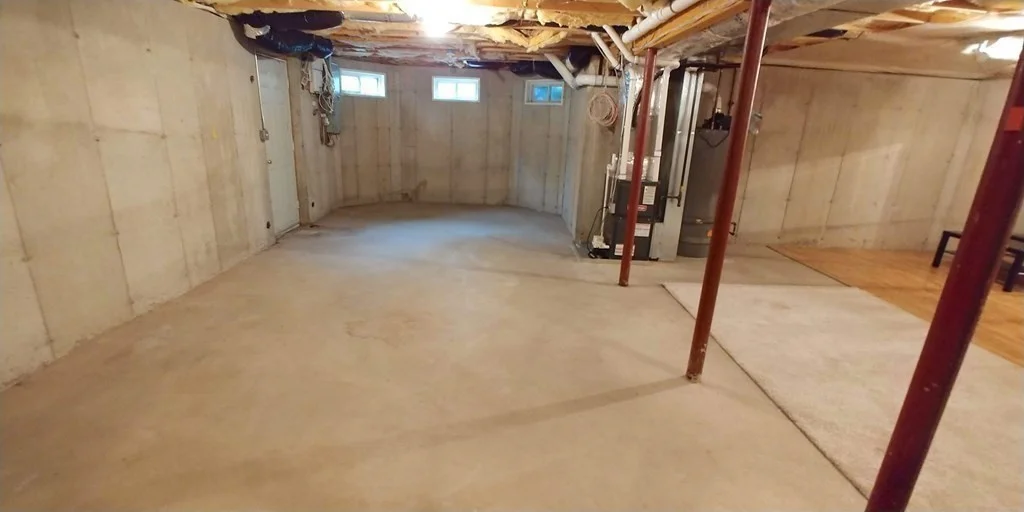 4 bed, 2 bath apartment for rent at 232 Pearl St Unit 232, Newton Corner — photo 17 of 19