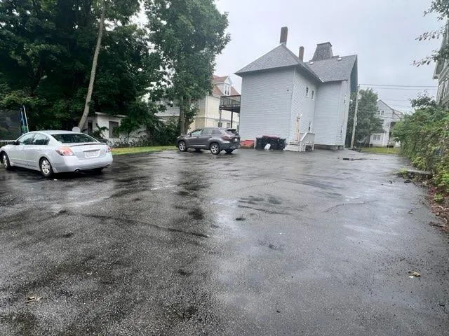 3 bed, 1 bath apartment for rent at 232 Pleasant St Unit 1, Brockton — photo 14 of 15